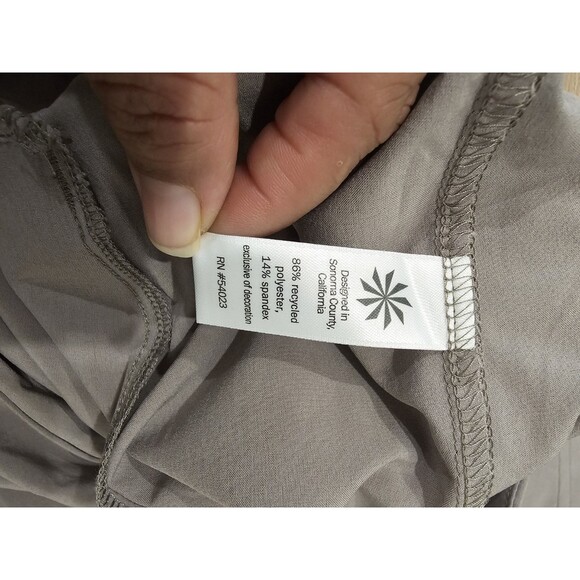 Athleta Women’s Tan Chelsea Cargo Pants Size 2 - Picture 8 of 8